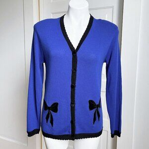 Adorable 80s cardigan with velvet embroidered bow
